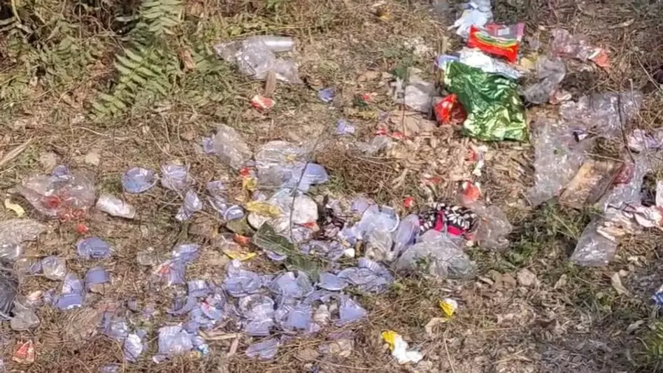 East Khasi Hills : NH-40 के 16 किमी हिस्से पर कचरा फेंकने पर रोक East Khasi Hills : NH-40 के 16 किमी हिस्से पर कचरा फेंकने पर रोक