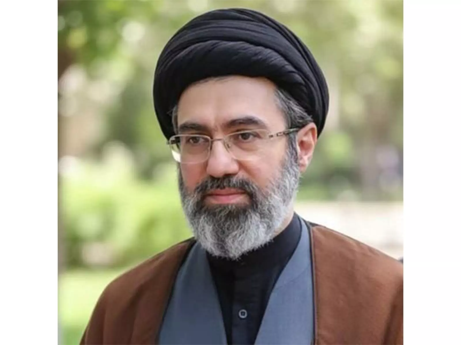 एक नए संदेश में, Mojtaba Khamenei ने बलिदान और शहादत की सराहना की एक नए संदेश में, Mojtaba Khamenei ने बलिदान और शहादत की सराहना की