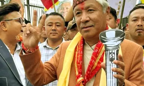 BGPM ने टॉर्च को चुनाव चिन्ह घोषित, उम्मीदवारों ने नामांकन दाखिल किया BGPM ने टॉर्च को चुनाव चिन्ह घोषित, उम्मीदवारों ने नामांकन दाखिल किया