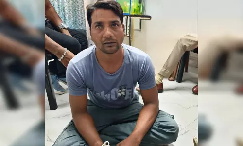 ज्वेलरी शॉप में डकैती और दो हत्याओं का आरोपी गिरफ्तार, जेल से हुआ था फरार