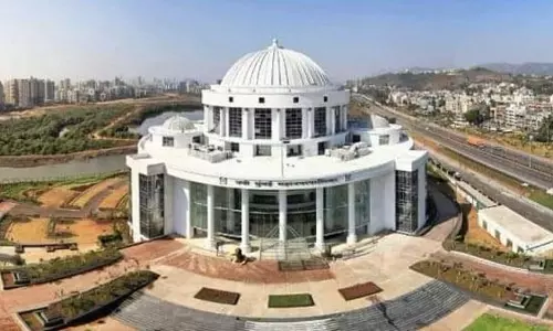 NMMC कर्मचारियों की रिटायरमेंट उम्र बढ़ाकर 60 करने पर राज्य सरकार ने रोक लगा दी, हाउस लीडर कोर्ट जाएंगे NMMC कर्मचारियों की रिटायरमेंट उम्र बढ़ाकर 60 करने पर राज्य सरकार ने रोक लगा दी, हाउस लीडर कोर्ट जाएंगे