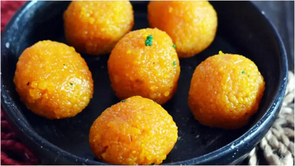 हनुमान जयंती 2026: प्रसाद के लिए घर पर मोतीचूर के लड्डू कैसे बनाएं? जानें रेसिपी हनुमान जयंती 2026: प्रसाद के लिए घर पर मोतीचूर के लड्डू कैसे बनाएं? जानें रेसिपी