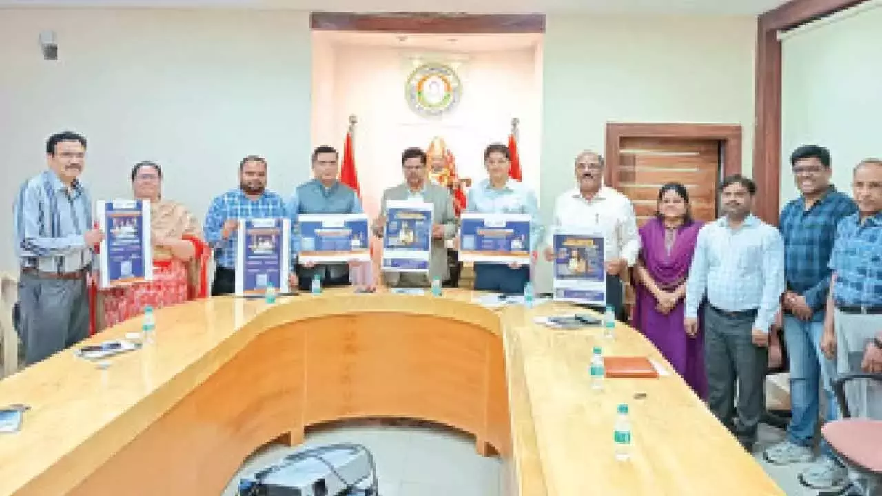 TGCHE चेयरमैन ने PMIS राउंड III ब्रोशर जारी किया TGCHE चेयरमैन ने PMIS राउंड III ब्रोशर जारी किया