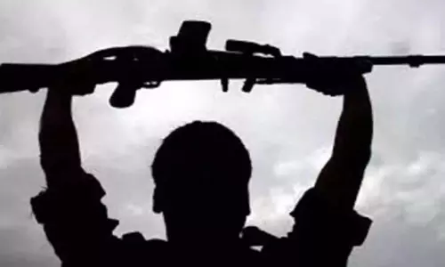 मोस्टवांटेड नक्सली रूपी के सुरक्षा गार्ड ने किया सरेंडर