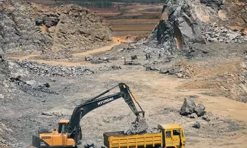 चिकिमा पहाड़ियों में खनन से Koraput के गांवों में रोजी-रोटी का संकट चिकिमा पहाड़ियों में खनन से Koraput के गांवों में रोजी-रोटी का संकट