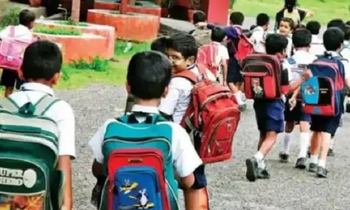 Bhopal: निजी स्कूलों में गरीब बच्चों की सीटों के लिए ऑनलाइन लॉटरी Bhopal: निजी स्कूलों में गरीब बच्चों की सीटों के लिए ऑनलाइन लॉटरी