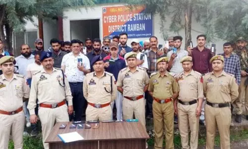 Cyber Police ने 46 खोए हुए फोन बरामद किए, मालिकों को लौटाए Cyber Police ने 46 खोए हुए फोन बरामद किए, मालिकों को लौटाए