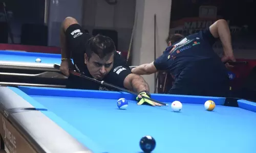 Alok ने नेशनल पूल चैंपियनशिप में श्रेयश को 6-5 से हराया Alok ने नेशनल पूल चैंपियनशिप में श्रेयश को 6-5 से हराया