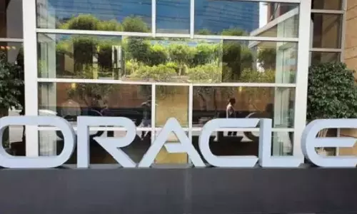 Oracle ने भारत में 12,000 कर्मचारियों को नौकरी से निकाला Oracle ने भारत में 12,000 कर्मचारियों को नौकरी से निकाला