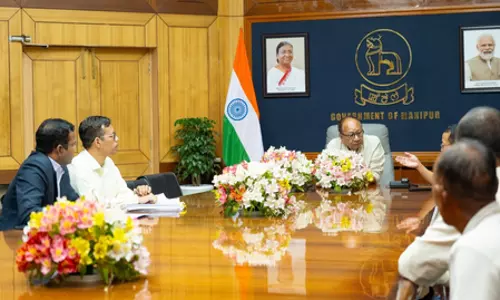 सीएम युमनाम खेमचंद सिंह का सख्त रुख, उपद्रवी तत्वों पर कार्रवाई के निर्देश सीएम युमनाम खेमचंद सिंह का सख्त रुख, उपद्रवी तत्वों पर कार्रवाई के निर्देश
