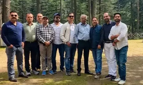 Jammu: प्राकृतिक वादियों में छात्र उत्साह और आपसी तालमेल के साथ सक्रिय