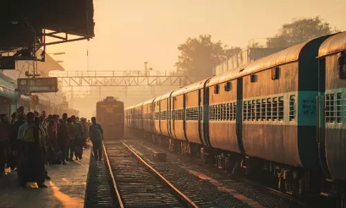 Jaipur: ग्रीष्मकाल में साप्ताहिक विशेष ट्रेन का संचालन किया जाएगा Jaipur: ग्रीष्मकाल में साप्ताहिक विशेष ट्रेन का संचालन किया जाएगा