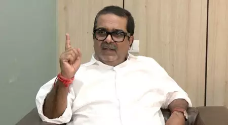 नीतीश कुमार का अनुभव काफी, प्रधानमंत्री पद से कम पर नहीं करना चाहिए समझौता: अवध ओझा नीतीश कुमार का अनुभव काफी, प्रधानमंत्री पद से कम पर नहीं करना चाहिए समझौता: अवध ओझा