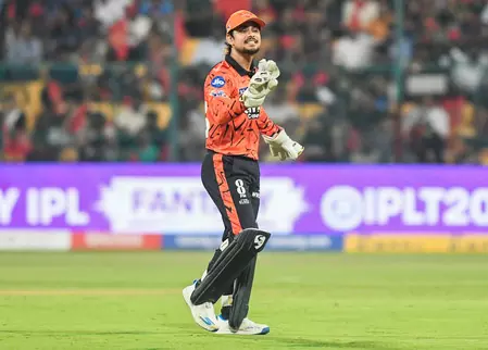 आईपीएल 2026: एसआरएच के सामने कई चुनौतियां, केकेआर को उसके घर में हराना आसान नहीं आईपीएल 2026: एसआरएच के सामने कई चुनौतियां, केकेआर को उसके घर में हराना आसान नहीं