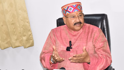 Dehradun: सरकार तैयार, यात्रियों की यात्रा होगी सुगम और सुरक्षित: महाराज Dehradun: सरकार तैयार, यात्रियों की यात्रा होगी सुगम और सुरक्षित: महाराज