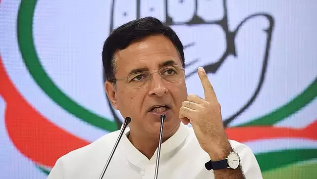 उन्होंने अच्छे दिन का वादा किया था, अब यह एक महंगा दरबार है: Surjewala ने केंद्र सरकार पर हमला किया उन्होंने अच्छे दिन का वादा किया था, अब यह एक महंगा दरबार है: Surjewala ने केंद्र सरकार पर हमला किया