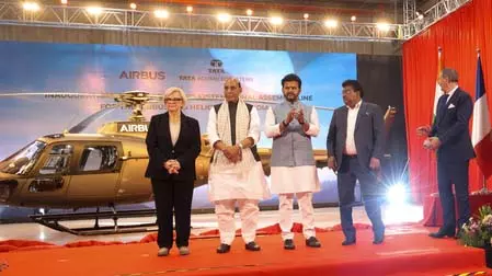 भारत के रक्षा निर्यात में वित्त वर्ष 2026 में 62 प्रतिशत की बड़ी उछाल, 80 से ज्यादा देशों तक हुआ विस्तार भारत के रक्षा निर्यात में वित्त वर्ष 2026 में 62 प्रतिशत की बड़ी उछाल, 80 से ज्यादा देशों तक हुआ विस्तार