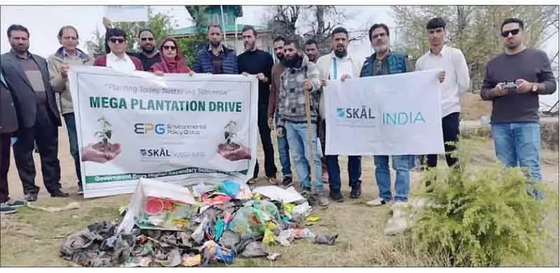 EPG, एसकेएएल कश्मीर ने बीरवाह में बड़े पैमाने पर पौधारोपण अभियान चलाया EPG, एसकेएएल कश्मीर ने बीरवाह में बड़े पैमाने पर पौधारोपण अभियान चलाया