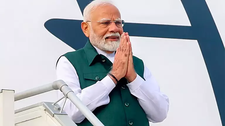 PM Modi के 3 अप्रैल के दौरे से पहले चेन्नई में 3,000 पुलिस कर्मी तैनात किए गए PM Modi के 3 अप्रैल के दौरे से पहले चेन्नई में 3,000 पुलिस कर्मी तैनात किए गए