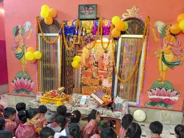 Farrukhabad: हनुमान जयंती पर भक्तों का जनसैलाब, जयंती पर मंदिरों में गूंजे जयकारे Farrukhabad: हनुमान जयंती पर भक्तों का जनसैलाब, जयंती पर मंदिरों में गूंजे जयकारे