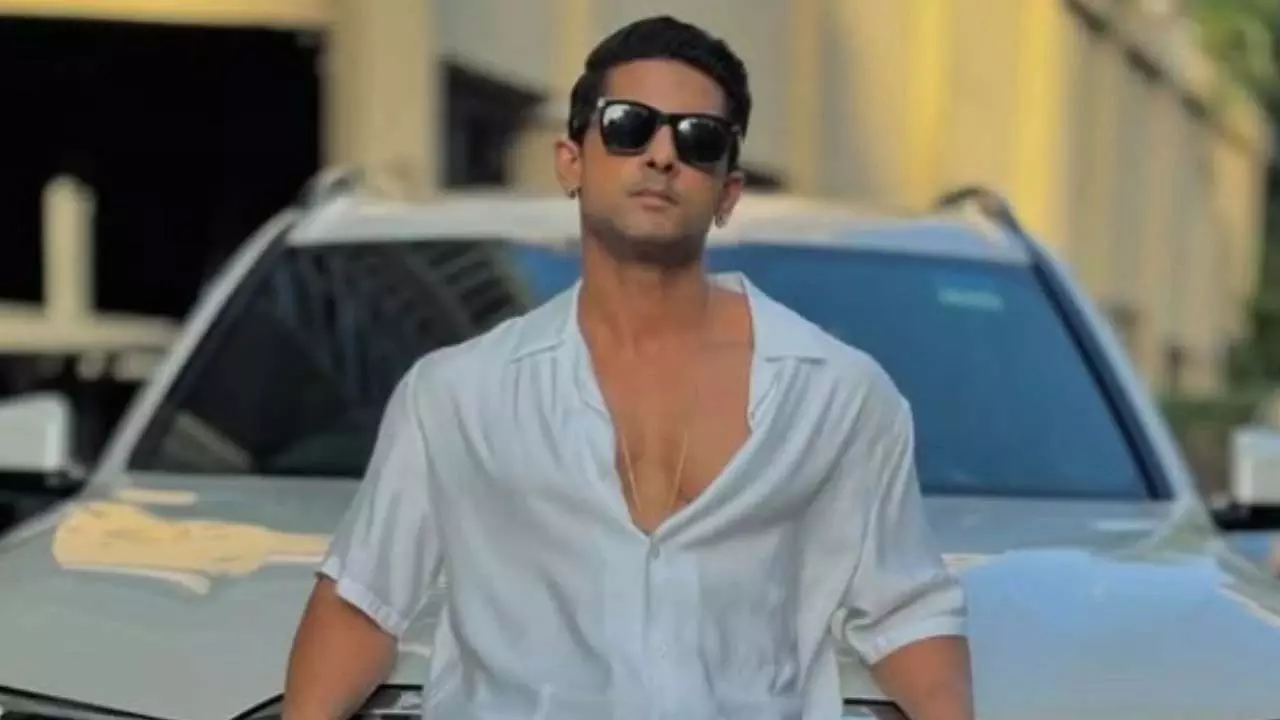 Ravie Dubey की नेट वर्थ: 80 करोड़ रुपये की संपत्ति, लग्जरी कारें और मुंबई पेंटहाउस Ravie Dubey की नेट वर्थ: 80 करोड़ रुपये की संपत्ति, लग्जरी कारें और मुंबई पेंटहाउस