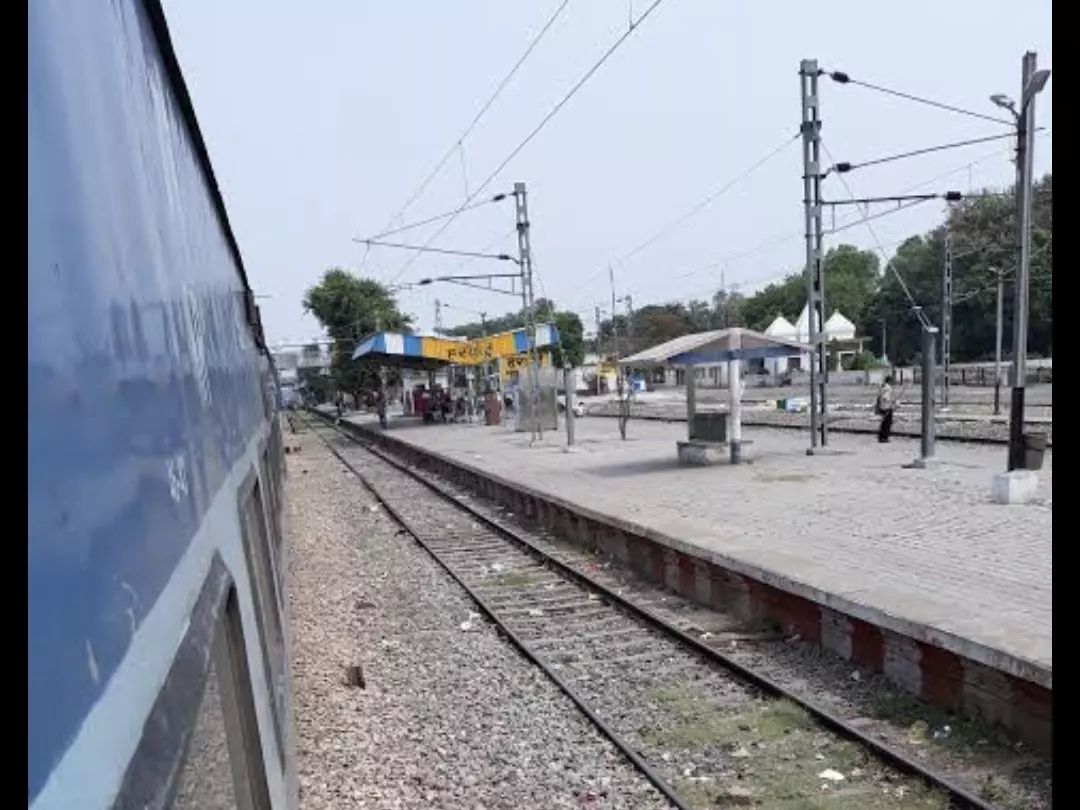 Hardoi: लखनऊ-वाराणसी से दिल्ली के लिए अतिरिक्त ट्रेन सेवा Hardoi: लखनऊ-वाराणसी से दिल्ली के लिए अतिरिक्त ट्रेन सेवा