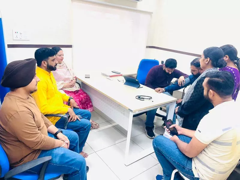 आम आदमी क्लीनिक ने Ahmedgarh हेल्थ सेंटर पर बोझ कम किया आम आदमी क्लीनिक ने Ahmedgarh हेल्थ सेंटर पर बोझ कम किया