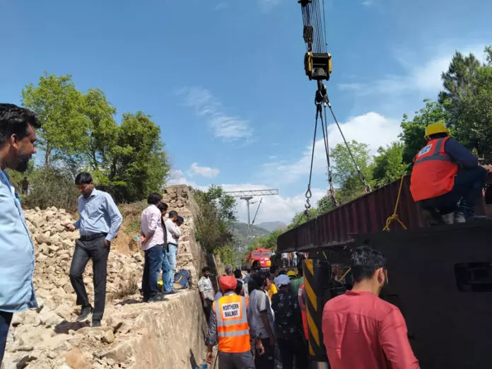 Jammu-Katra Section पर रेल ऑपरेशन को बढ़ावा देने के लिए खास काम किए गए Jammu-Katra Section पर रेल ऑपरेशन को बढ़ावा देने के लिए खास काम किए गए