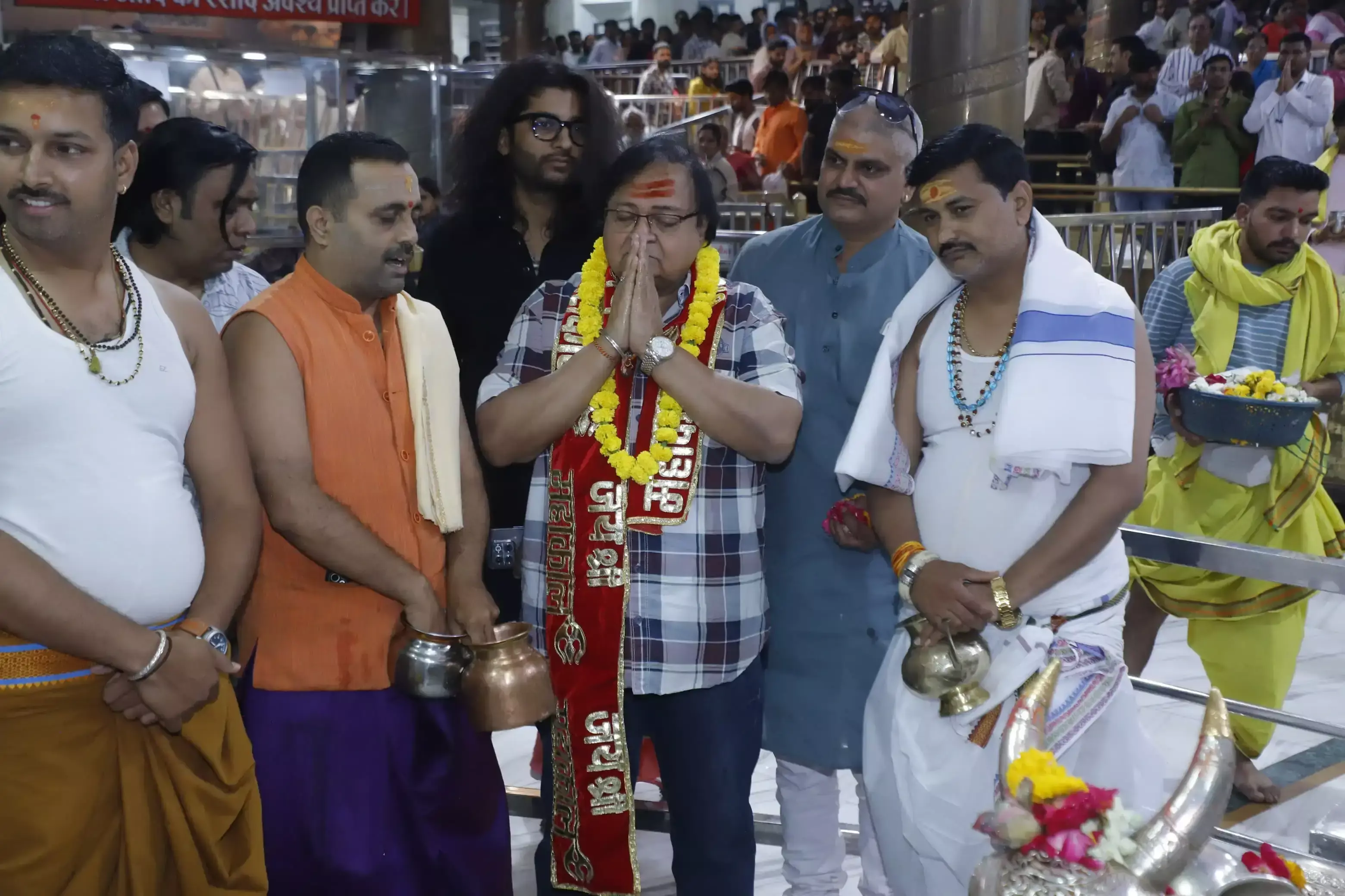 Ujjain: महाकाल मंदिर में राकेश बेदी का श्रद्धापूर्वक दर्शन Ujjain: महाकाल मंदिर में राकेश बेदी का श्रद्धापूर्वक दर्शन