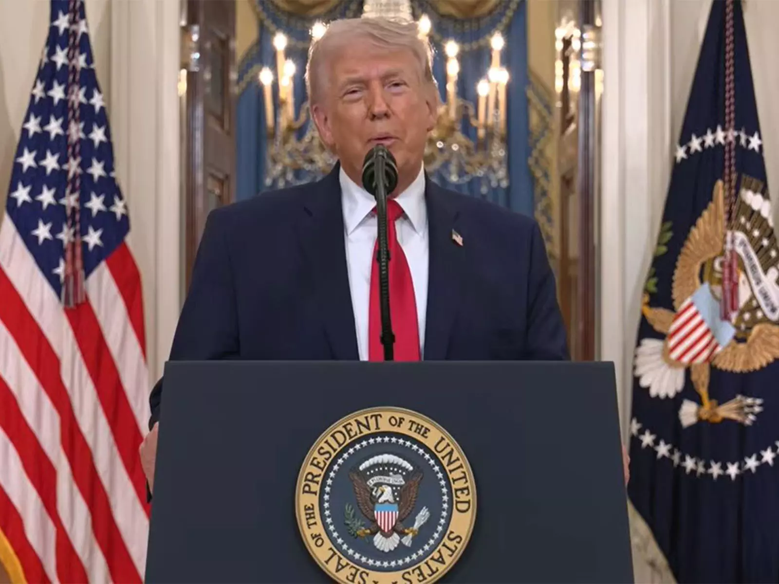 Trump ने ईरान के खिलाफ ऑपरेशन के मुख्य उद्देश्य का संकेत दिया, कहा— हम उन पर हमला जारी रखेंगे Trump ने ईरान के खिलाफ ऑपरेशन के मुख्य उद्देश्य का संकेत दिया, कहा— हम उन पर हमला जारी रखेंगे