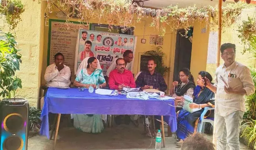 Bhadradri Kothagudem: पंचायतों की मदद के लिए पब्लिक गवर्नेंस-प्रोग्रेस प्लान लॉन्च किया गया Bhadradri Kothagudem: पंचायतों की मदद के लिए पब्लिक गवर्नेंस-प्रोग्रेस प्लान लॉन्च किया गया