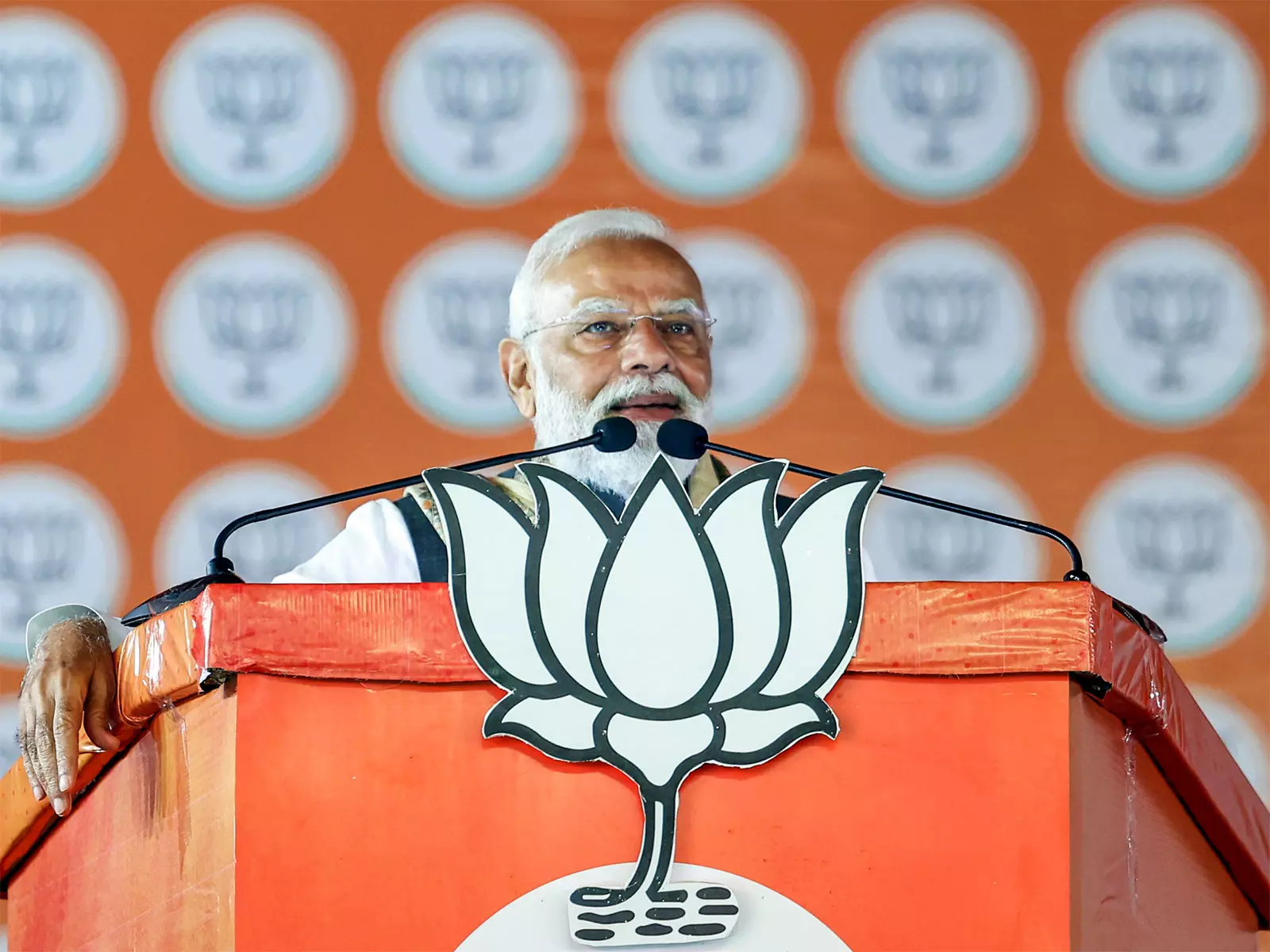केरल में BJP-NDA को मिल रहा ज़ोरदार समर्थन: पीएम मोदी केरल में BJP-NDA को मिल रहा ज़ोरदार समर्थन: पीएम मोदी