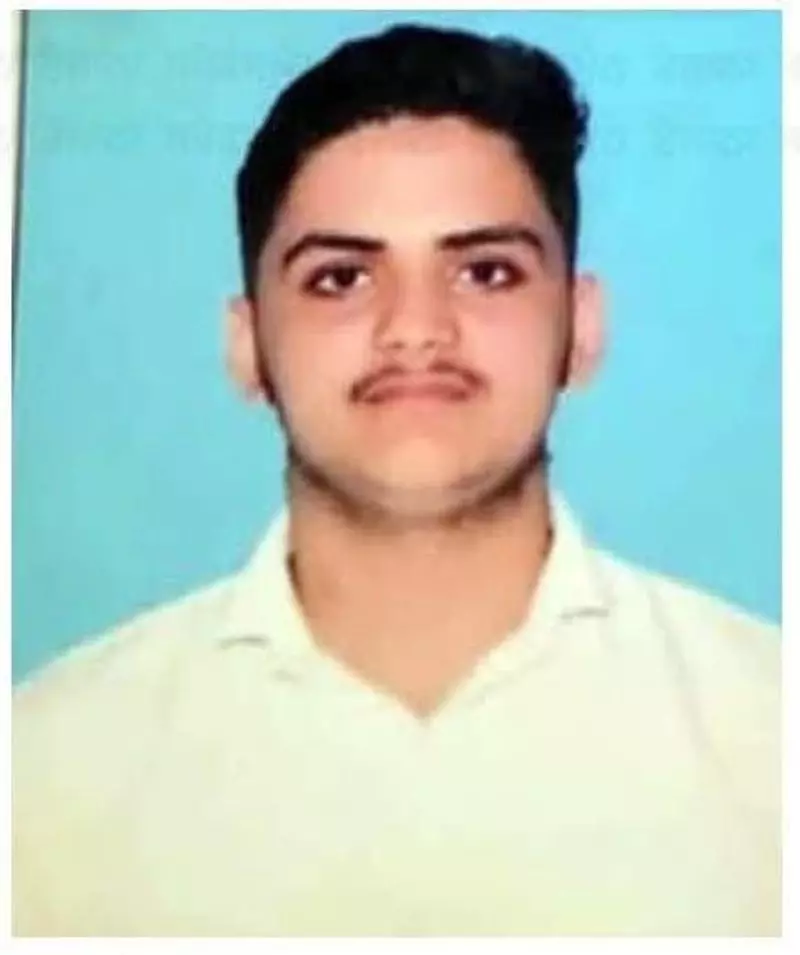 Chandigarh University के लॉ स्टूडेंट की चाकू घोंपकर हत्या Chandigarh University के लॉ स्टूडेंट की चाकू घोंपकर हत्या