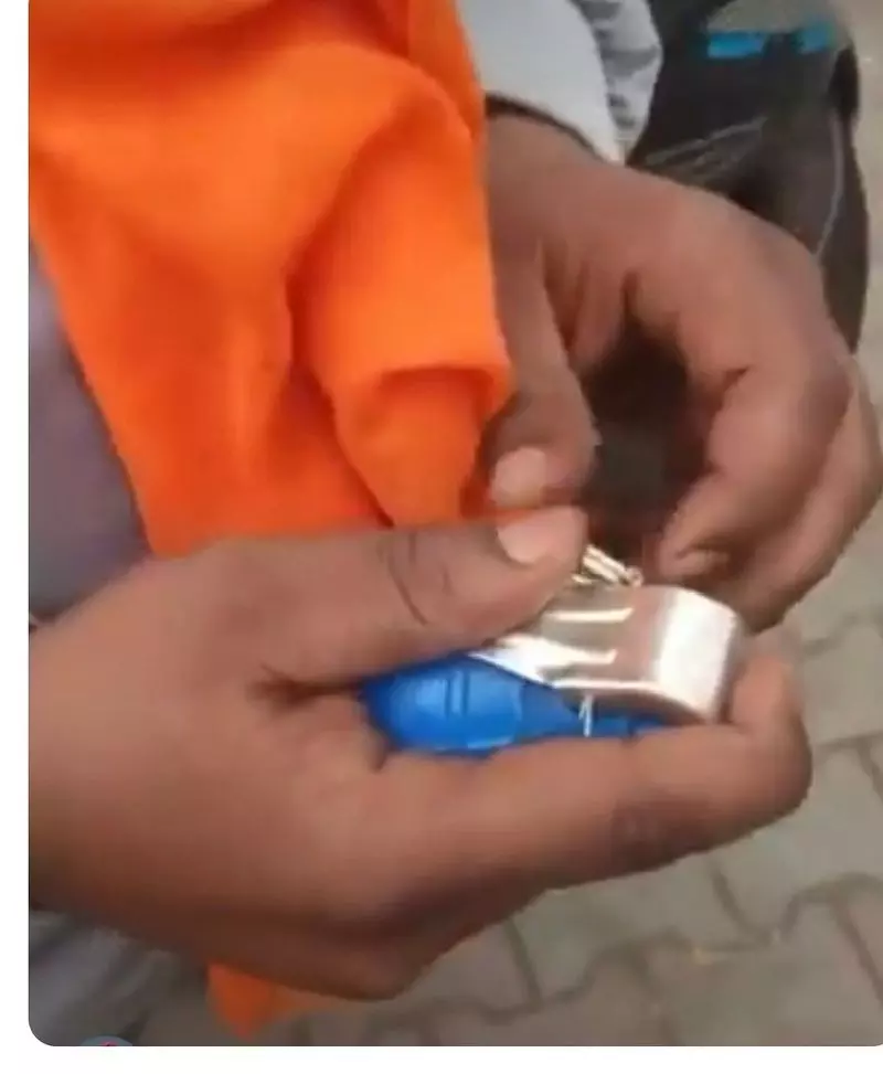 वायरल Chandigarh ब्लास्ट वीडियो, ब्लू ग्रेनेड के रहस्य को समझना वायरल Chandigarh ब्लास्ट वीडियो, ब्लू ग्रेनेड के रहस्य को समझना