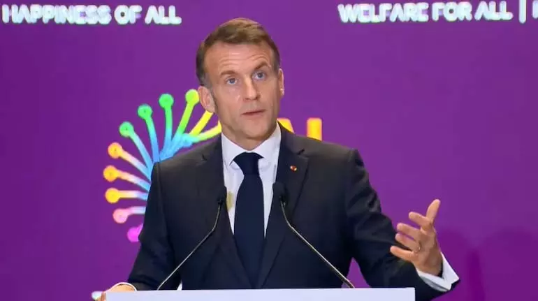 Macron ने ट्रंप की आलोचना करते हुए कहा कि होर्मुज में सैन्य विकल्प ‘अवास्तविक’ Macron ने ट्रंप की आलोचना करते हुए कहा कि होर्मुज में सैन्य विकल्प ‘अवास्तविक’
