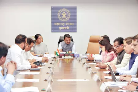 राजस्व विभाग के नए ढांचे को मिली हरी झंडी, 35,876 नए पदों की मंजूरी राजस्व विभाग के नए ढांचे को मिली हरी झंडी, 35,876 नए पदों की मंजूरी