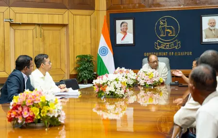 सीएम युमनाम खेमचंद सिंह का सख्त रुख, उपद्रवी तत्वों पर कार्रवाई के निर्देश सीएम युमनाम खेमचंद सिंह का सख्त रुख, उपद्रवी तत्वों पर कार्रवाई के निर्देश