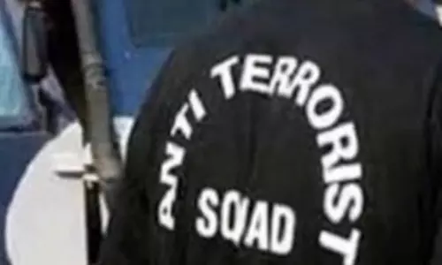 मुंबई एटीएस की बड़ी कार्रवाई: खैर वुड तस्करी मामले में आकिब नाचन समेत दो गिरफ्तार