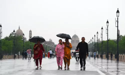 NCR में मौसम का बड़ा बदलाव: तेज आंधी, बारिश, बिजली और ओलावृष्टि का अलर्ट, पूरे हफ्ते असर NCR में मौसम का बड़ा बदलाव: तेज आंधी, बारिश, बिजली और ओलावृष्टि का अलर्ट, पूरे हफ्ते असर