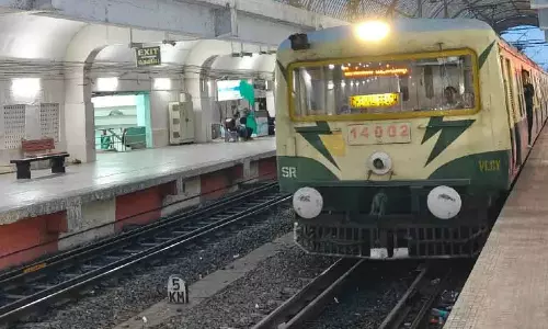 Chennai उपनगरीय ट्रेन सेवाएं 5 अप्रैल से पूरी तरह से फिर से शुरू होंगी Chennai उपनगरीय ट्रेन सेवाएं 5 अप्रैल से पूरी तरह से फिर से शुरू होंगी