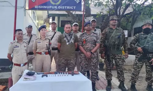 सुरक्षाबलों की कार्रवाई में तीन बंकर नष्ट, बड़ी मात्रा में हथियार व गोला-बारूद बरामद