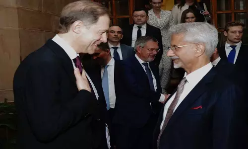 रूस भारत को तेल और LNG आपूर्ति बढ़ा सकता है, पढ़ें पूरा मामला रूस भारत को तेल और LNG आपूर्ति बढ़ा सकता है, पढ़ें पूरा मामला