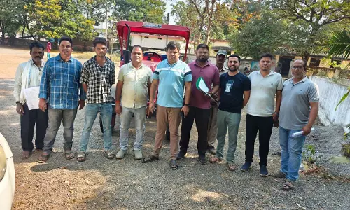 अवैध रेत परिवहन पर प्रशासन की कार्रवाई, 3 ट्रेक्टर जब्त अवैध रेत परिवहन पर प्रशासन की कार्रवाई, 3 ट्रेक्टर जब्त