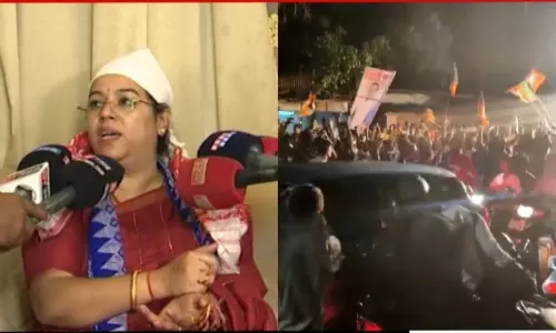 जालुकबाड़ी कांग्रेस उम्मीदवार बिदिशा नियोग के काफिले पर हमला, FIR दर्ज जालुकबाड़ी कांग्रेस उम्मीदवार बिदिशा नियोग के काफिले पर हमला, FIR दर्ज