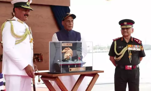 रक्षा मंत्री राजनाथ सिंह ने उन्नत स्टील्थ फ्रिगेट INS तारागिरी को किया कमीशन रक्षा मंत्री राजनाथ सिंह ने उन्नत स्टील्थ फ्रिगेट INS तारागिरी को किया कमीशन