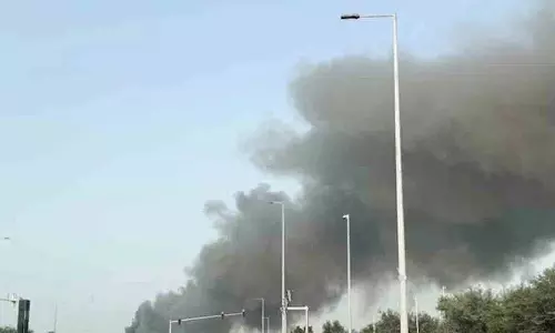 Abu Dhabi में मिसाइल के टुकड़ों से पांच भारतीय घायल Abu Dhabi में मिसाइल के टुकड़ों से पांच भारतीय घायल