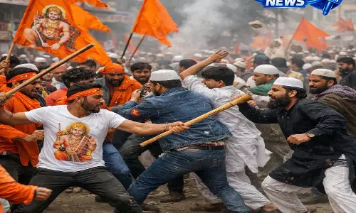 हनुमान जयंती रैली के दौरान दो पक्षों में झड़प, कई लोग घायल