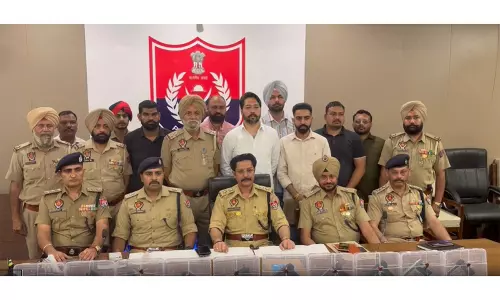 Punjab में गैंगवार साज़िश नाकाम, 4 गिरफ्तार Punjab में गैंगवार साज़िश नाकाम, 4 गिरफ्तार