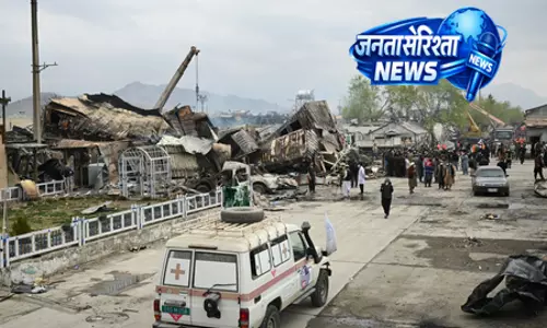 काबुल एयरस्ट्राइक पर पाकिस्तान सरकार की देश में घेराबंदी, नेताओं ने बताया अघोषित युद्ध