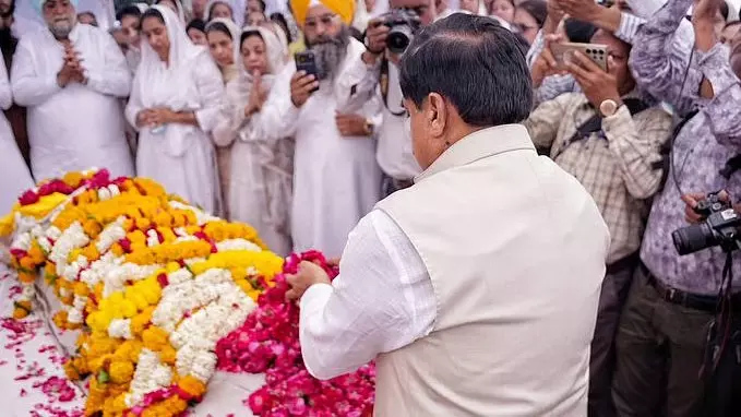 MP : मुख्यमंत्री मोहन यादव ने दिवंगत गुरकीरत सिंह मनोचा को दी श्रद्धांजलि MP : मुख्यमंत्री मोहन यादव ने दिवंगत गुरकीरत सिंह मनोचा को दी श्रद्धांजलि